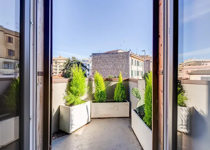דירה Modern With Huge Private Rooftop Terrace *