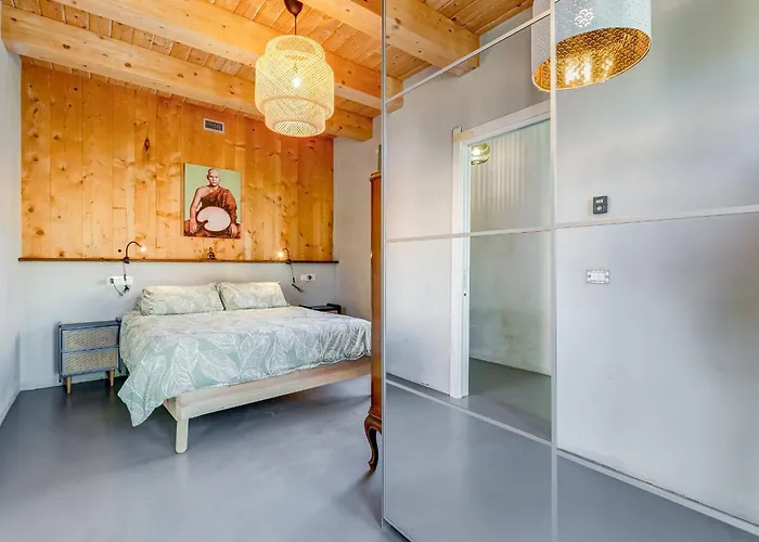 Modern With Huge Private Rooftop Terrace * רומא