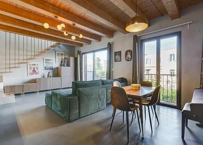 Modern With Huge Private Rooftop Terrace