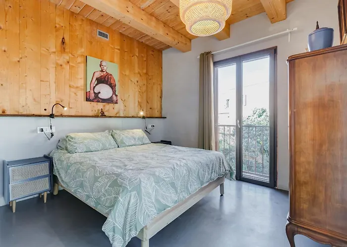 דירה Modern With Huge Private Rooftop Terrace